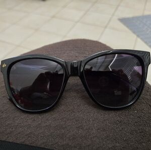 Prive Revaux Polarized Black Cat-Eye Sunglasses with Gold Studs On Top